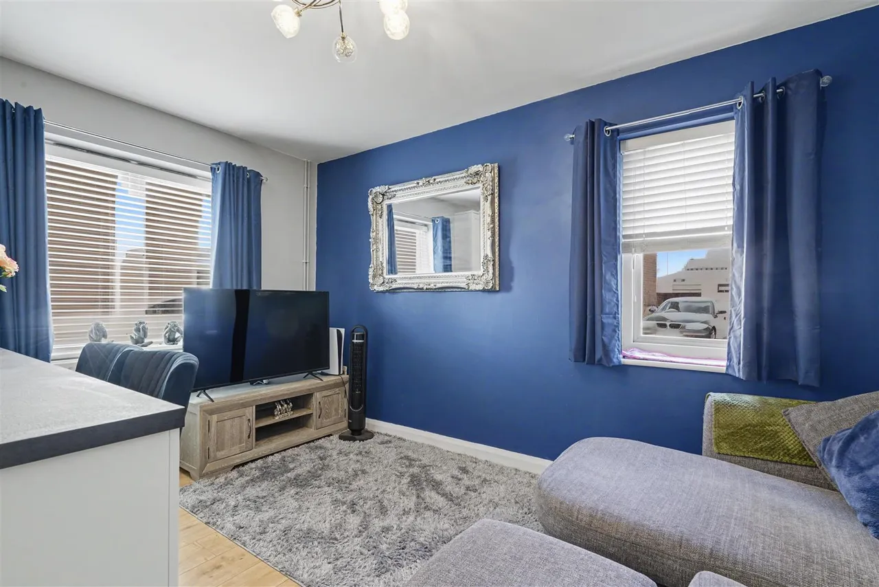 Thornfield Square, Long Eaton, NG10, photo 2