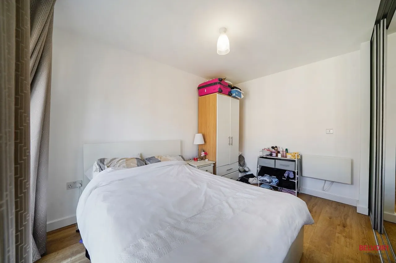 20 Boulevard Drive, Beaufort Park, London, NW9, photo 11