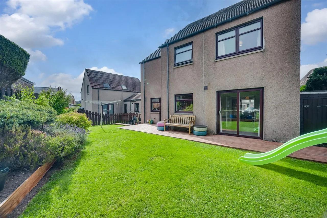 Broaddykes Crescent, Kingswells, AB15, photo 24