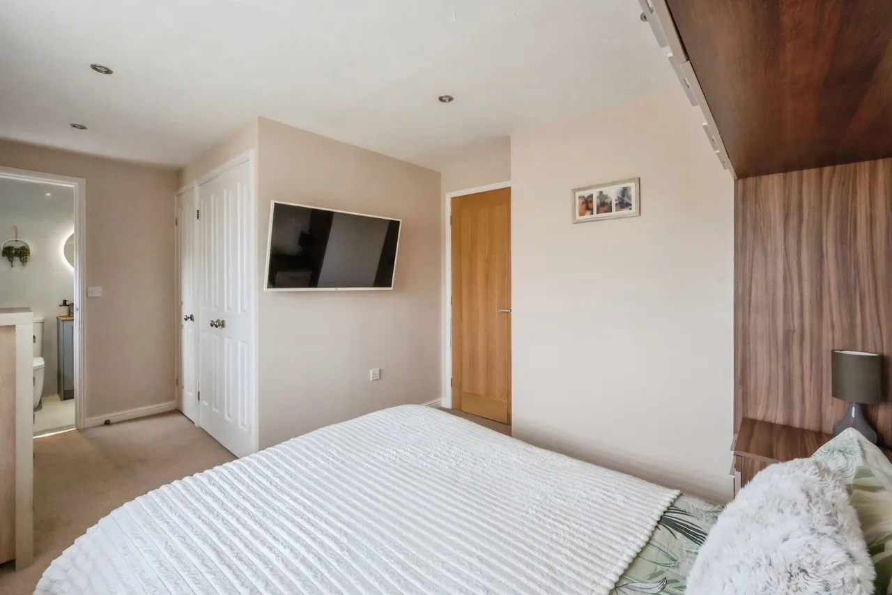 Elm Close, Rossington, DN11, photo 12