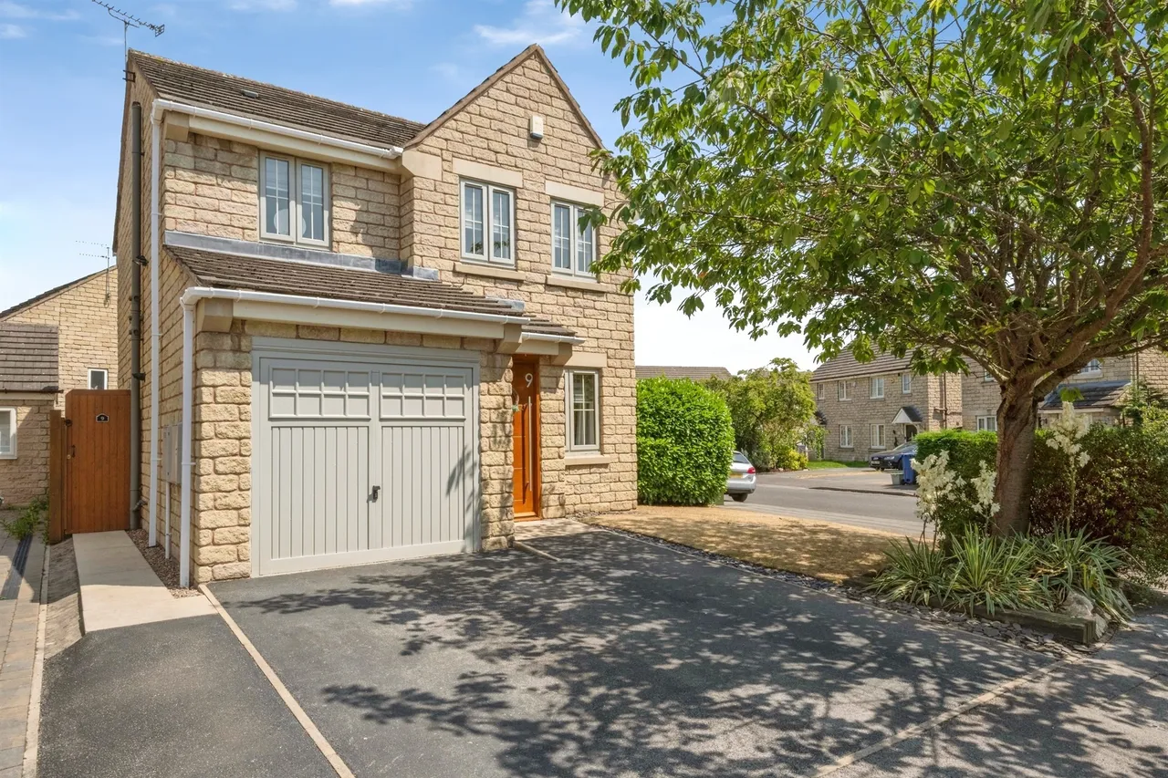 3 bed house for sale, Elm Close, Rossington, DN11