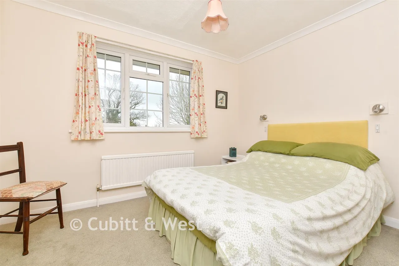 Walton On The Hill, Walton-On-The-Hill, KT20, photo 12