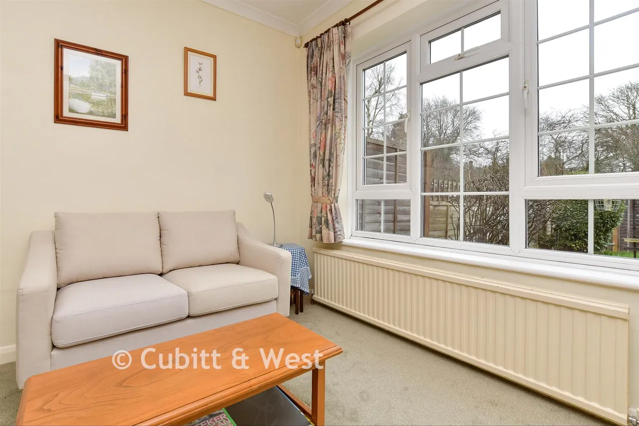 Walton On The Hill, Walton-On-The-Hill, KT20, photo 10