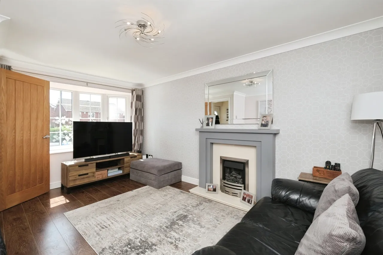 Arundel Drive, Spondon, DE21, photo 2