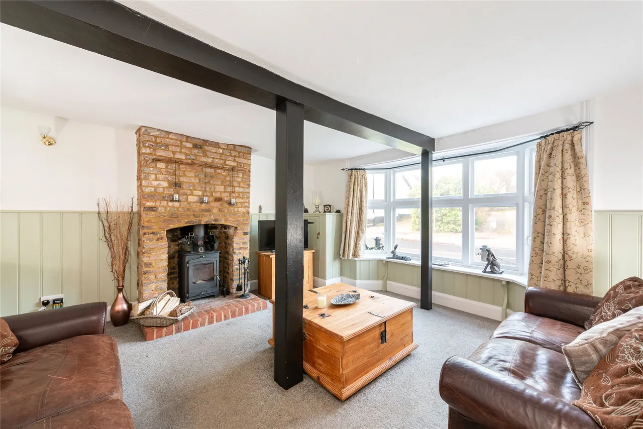 High Street, Walkern, SG2, photo 8