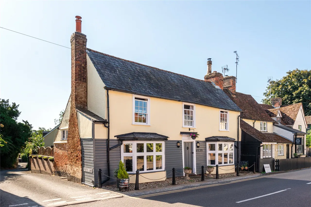 2 bed house for sale, High Street, Walkern, SG2