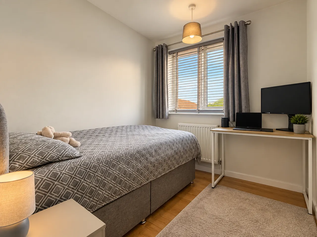 Sellers Grange, Orton Goldhay, PE2, photo 3