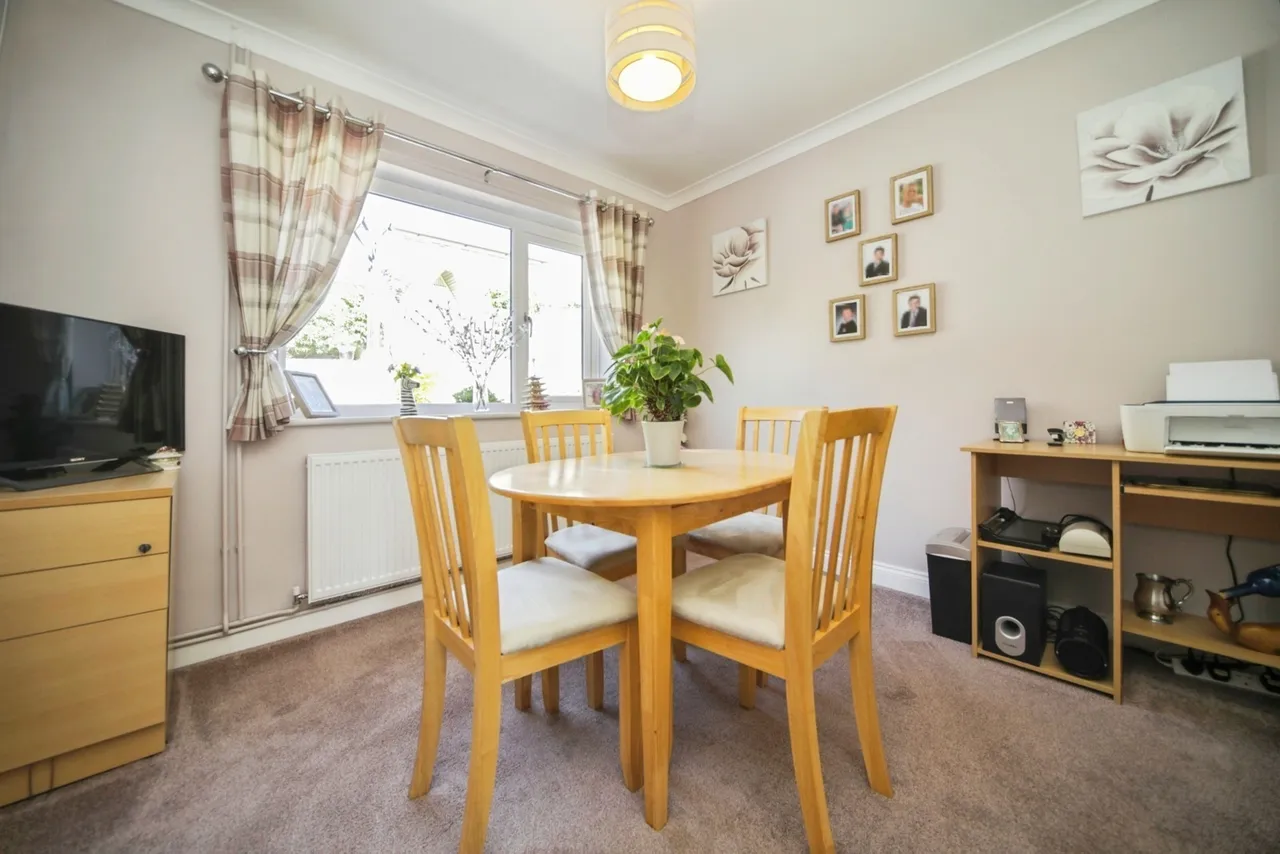 Millfield Avenue, STOWMARKET, Suffolk, IP14, photo 7