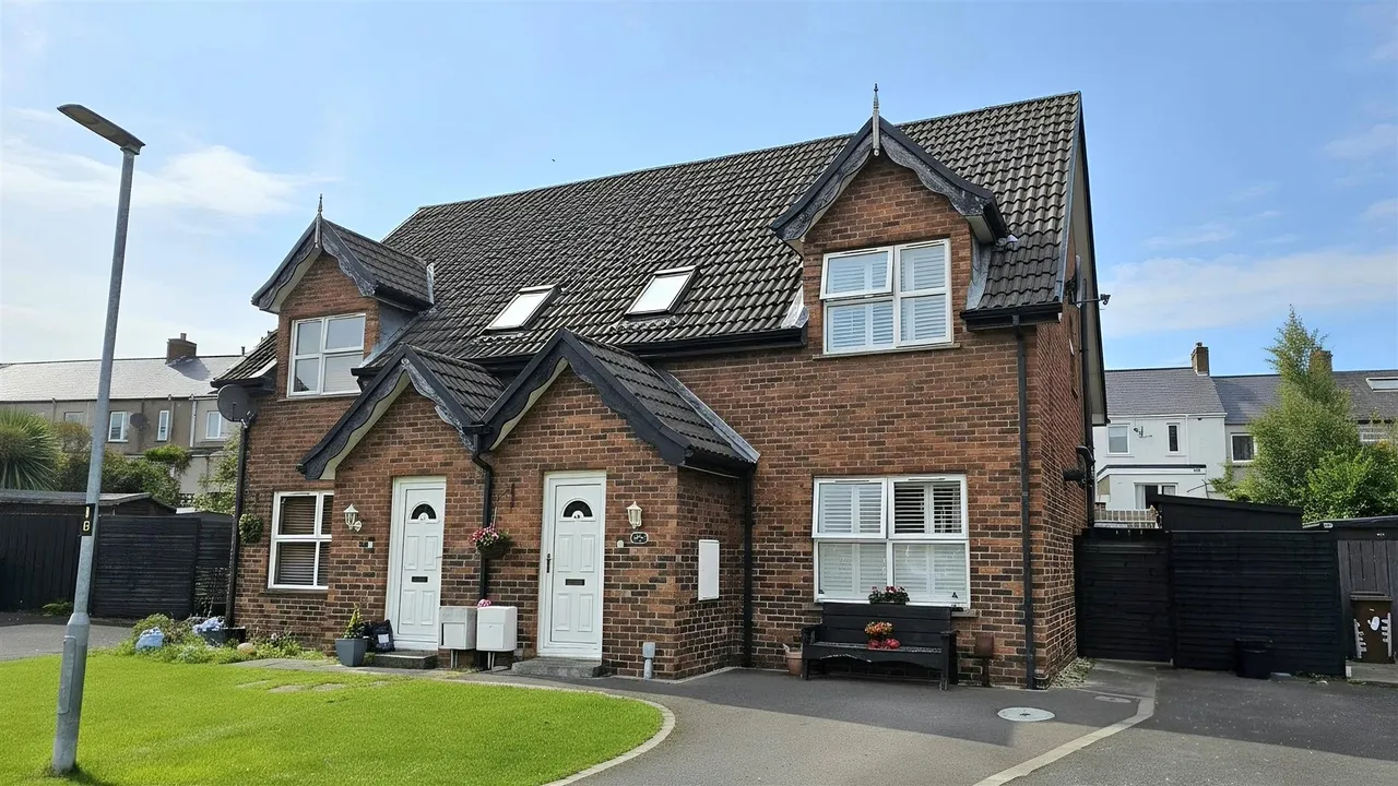 3 bed house for sale, Minorca Drive, Carrickfergus, BT38