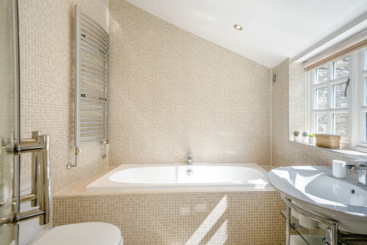 Duck Street, Wotton-under-edge, GL12, photo 25