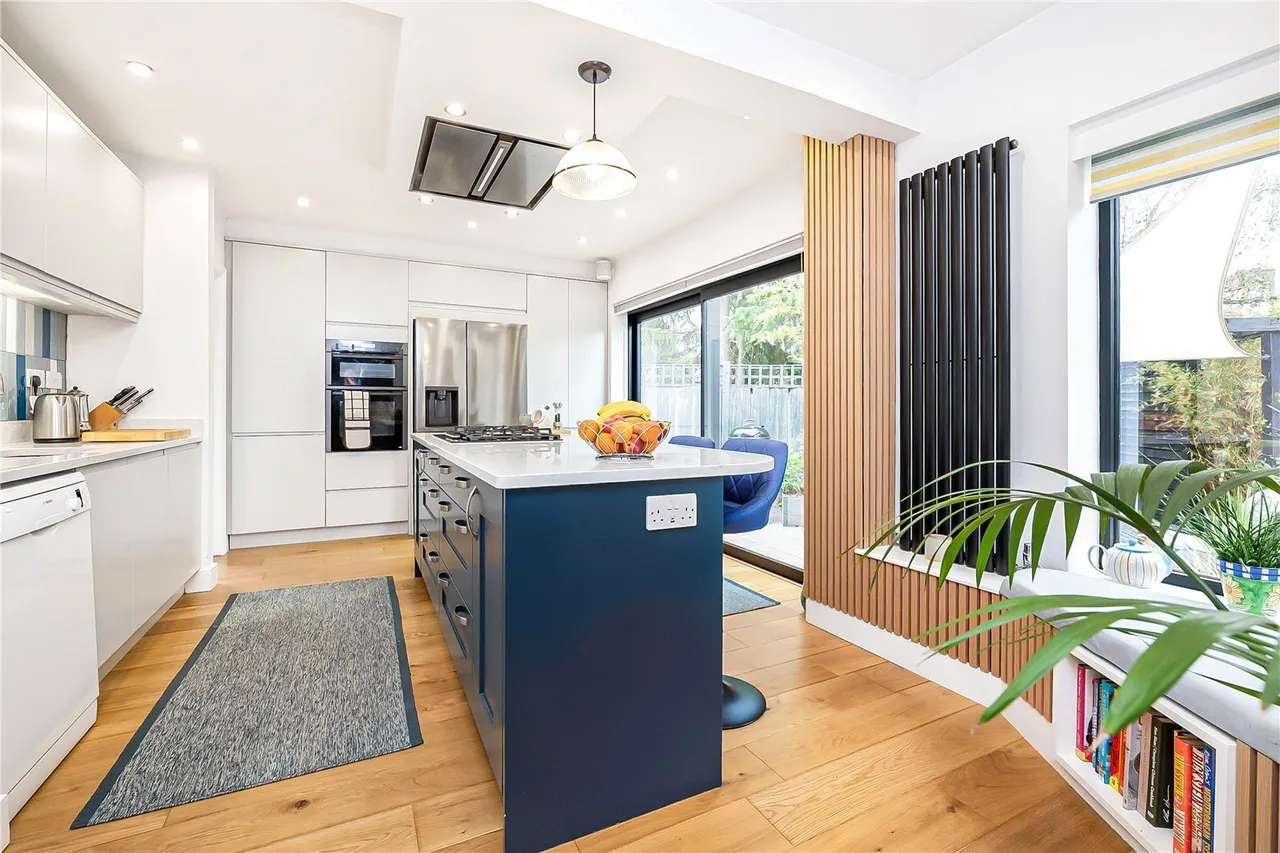 St. Vincent Road, Twickenham, TW2, photo 7