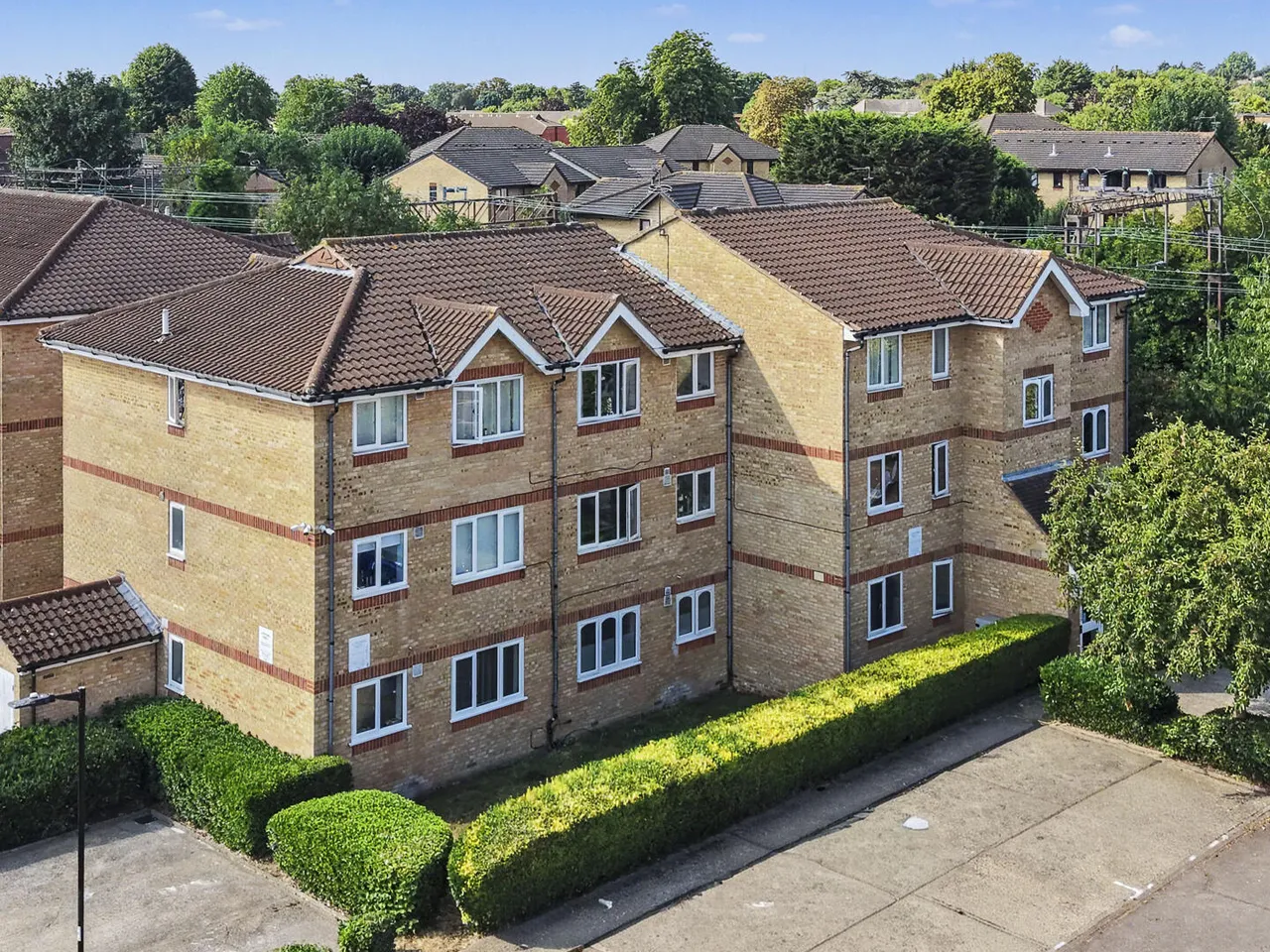 Waddington Close, Enfield, EN1, photo 25