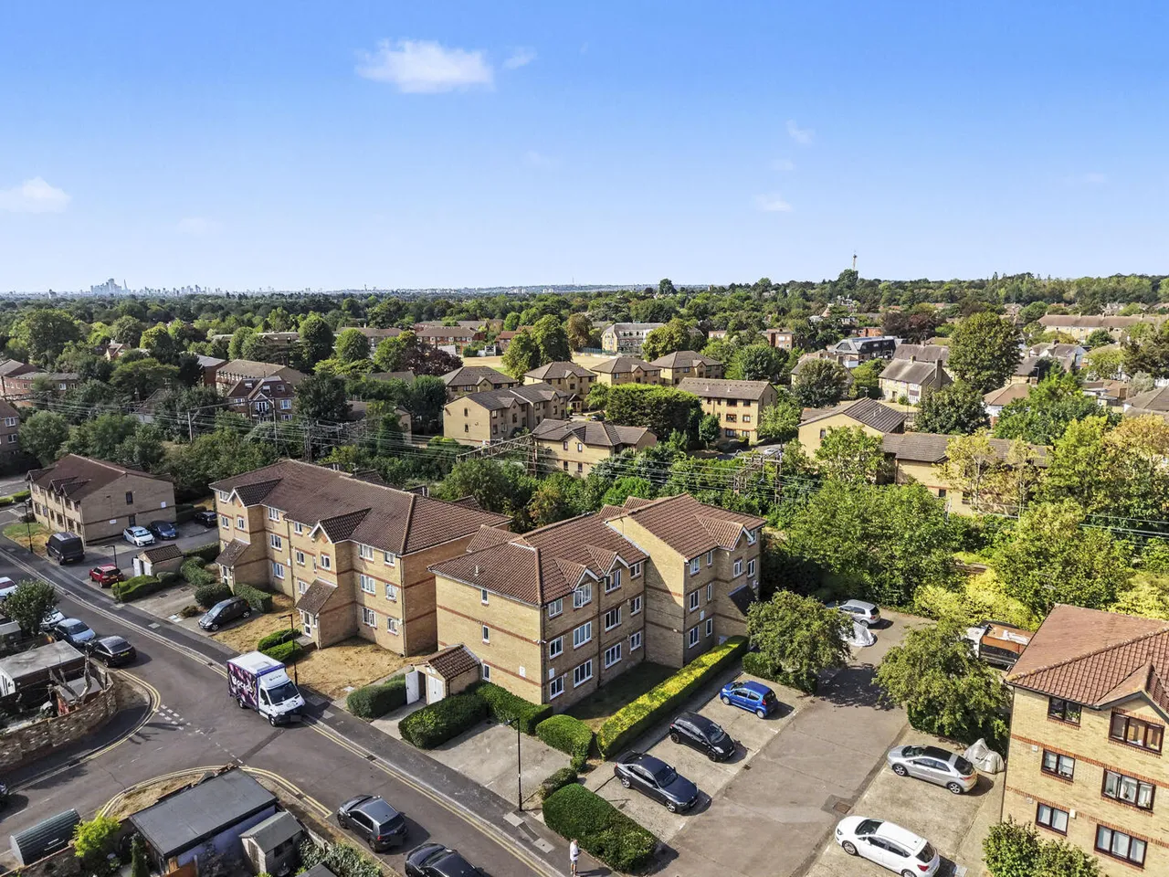 Waddington Close, Enfield, EN1, photo 27