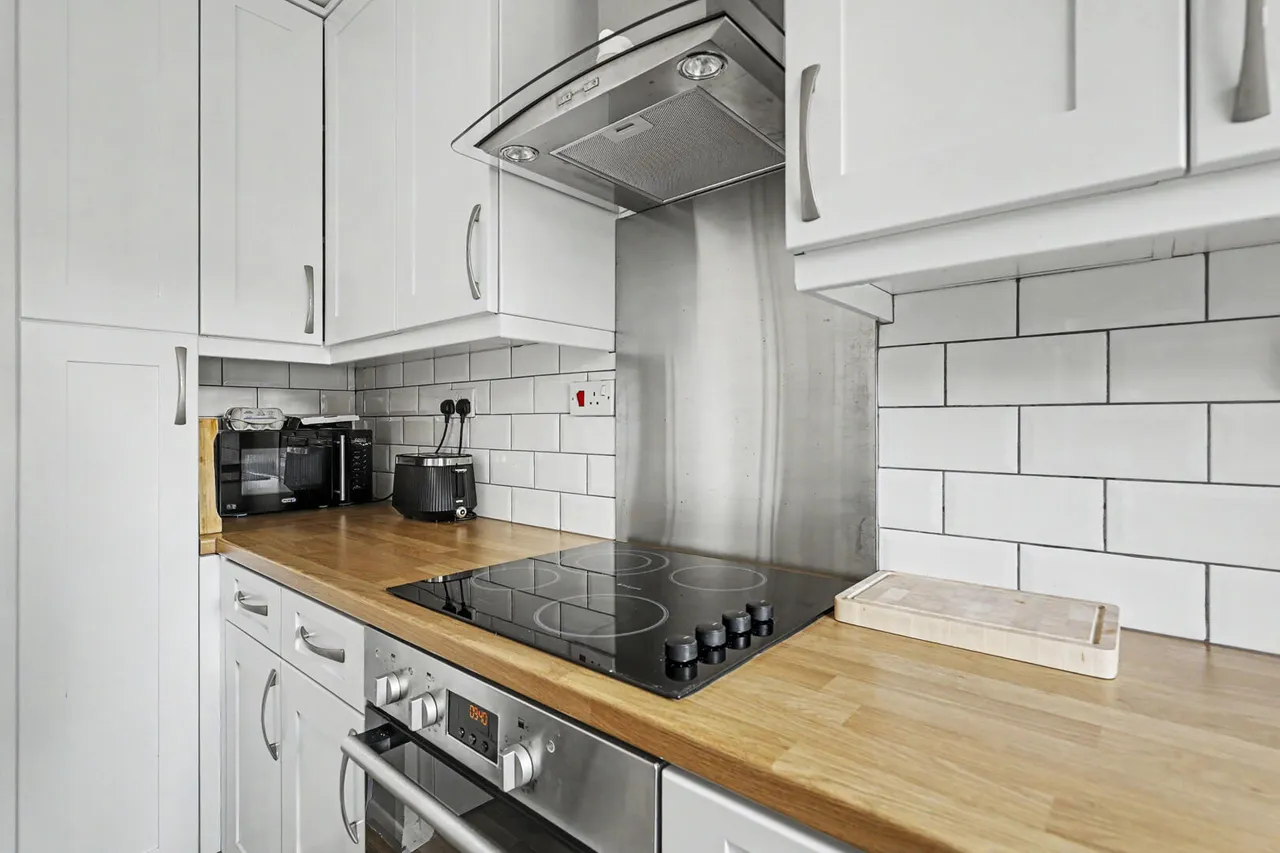 Waddington Close, Enfield, EN1, photo 4