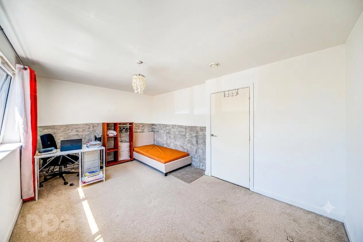 Vimy Drive, Dartford, DA1, photo 17