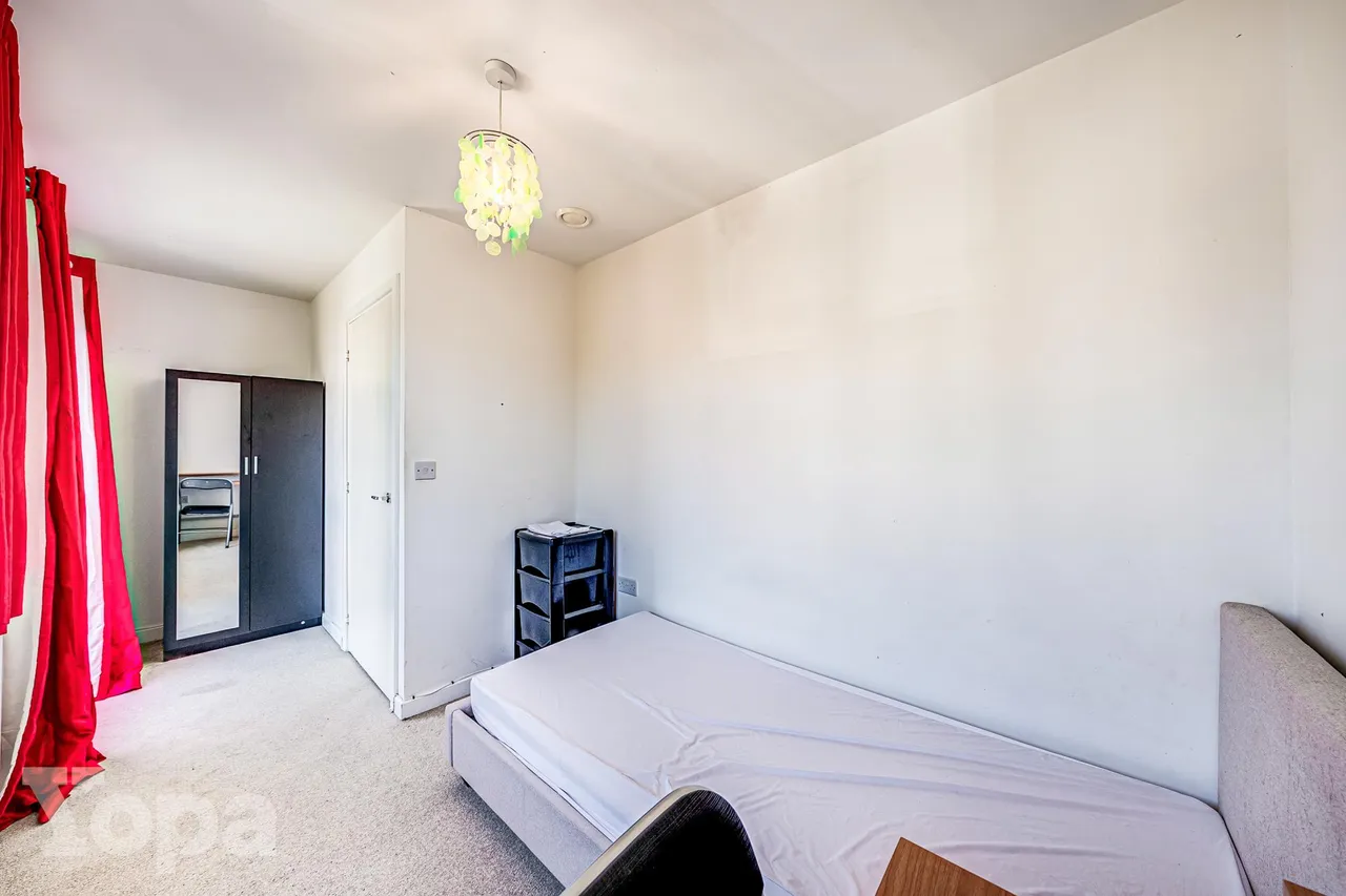 Vimy Drive, Dartford, DA1, photo 19