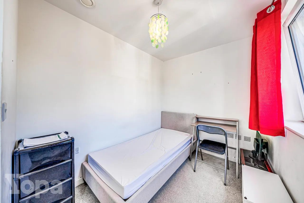 Vimy Drive, Dartford, DA1, photo 18