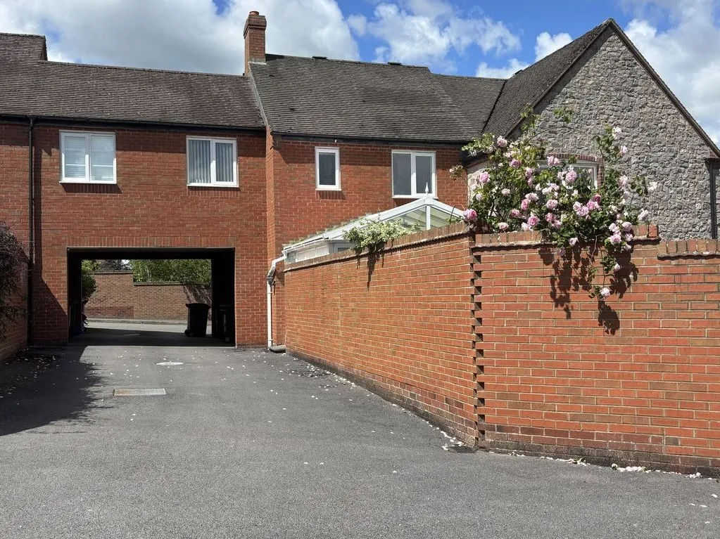 Hunters Gate, Much Wenlock, Shropshire TF13 6BW, photo 21