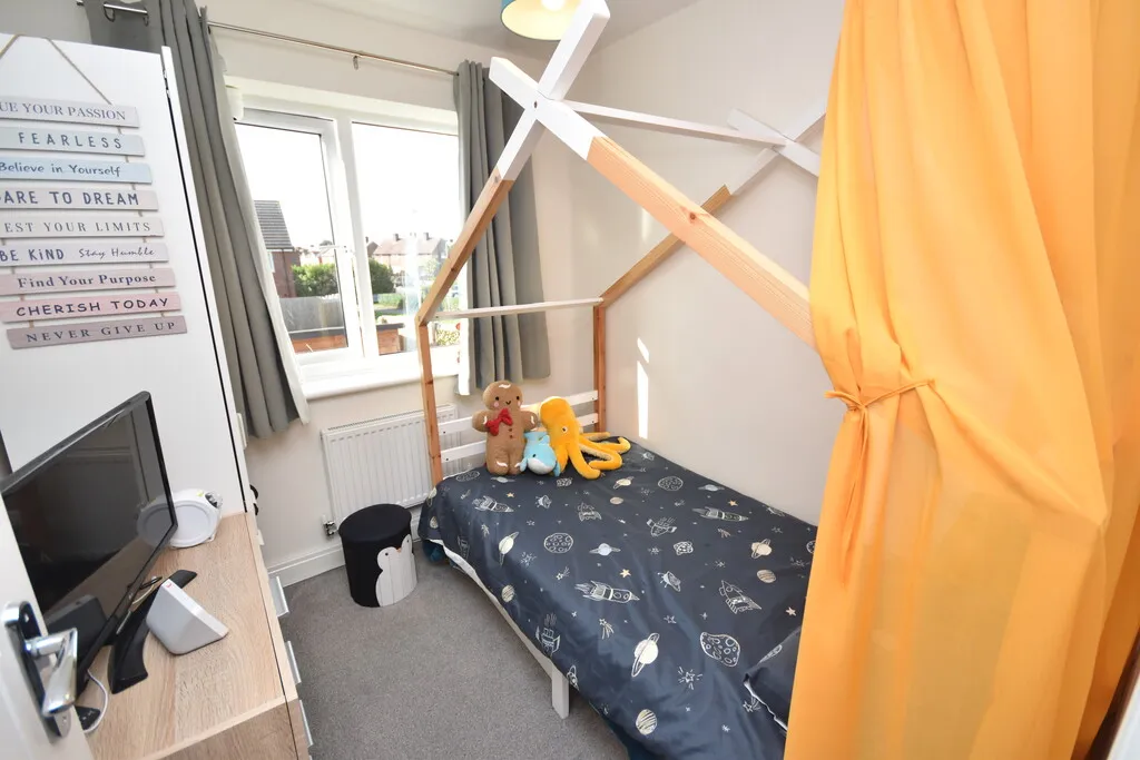 Newbrook Close, Whitchurch, photo 9