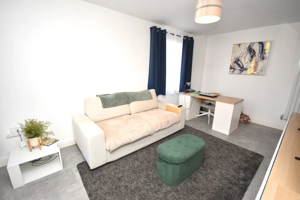 Newbrook Close, Whitchurch, photo 5