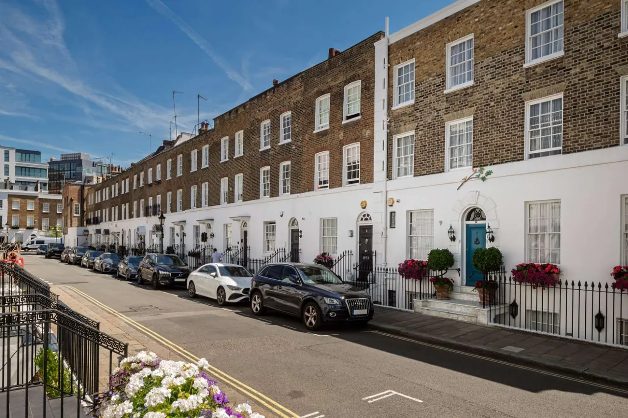 3 bed house for sale — Montpelier Place, London, SW7 1HJ