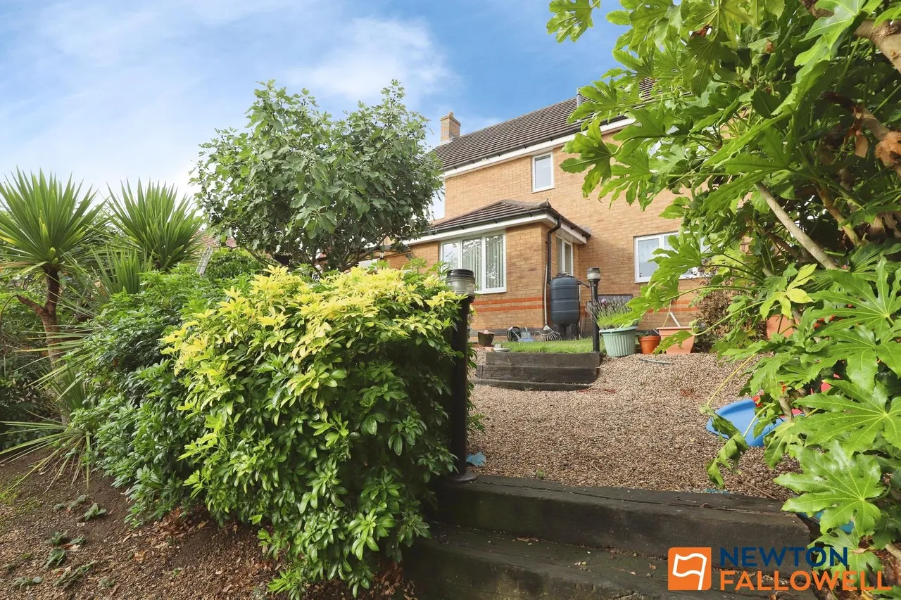 Lindisfarne Way, Grantham, NG31, photo 24