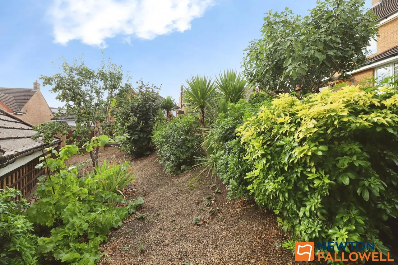 Lindisfarne Way, Grantham, NG31, photo 25