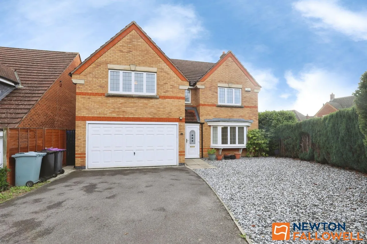 4 bed house for sale, Lindisfarne Way, Grantham, NG31