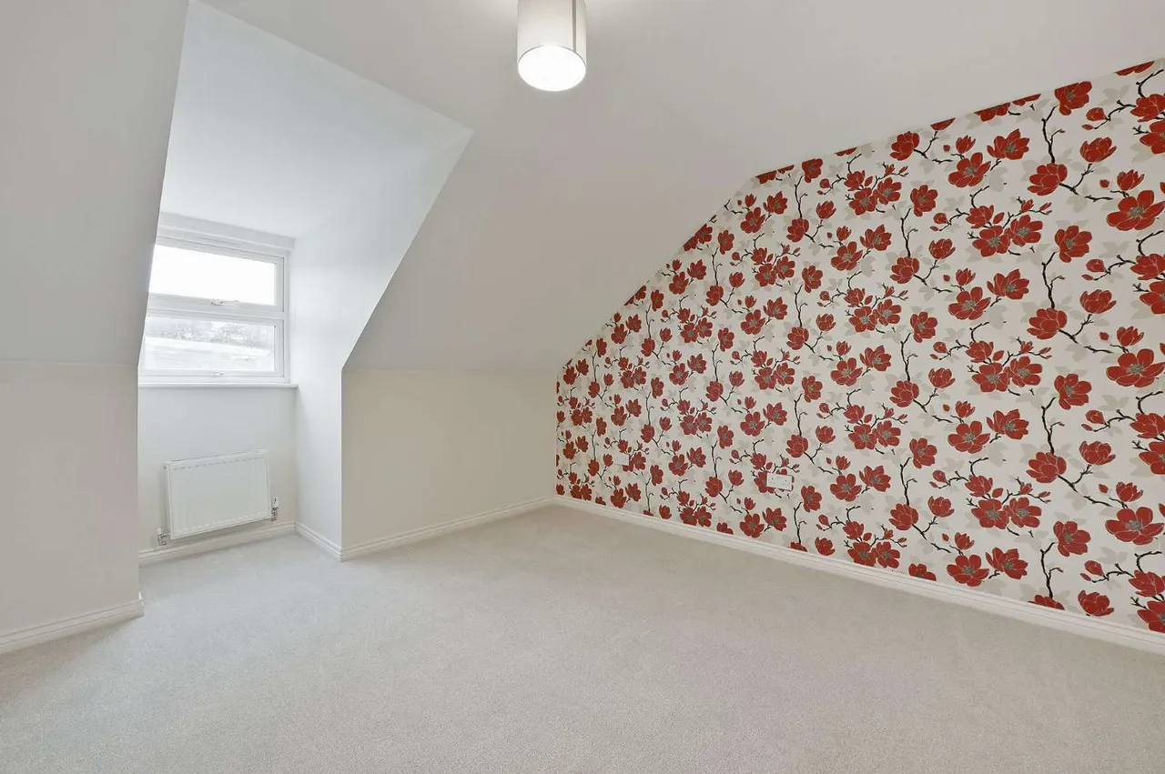 Joyford Passage, Cheltenham, Gloucestershire, GL52 5GD, photo 9