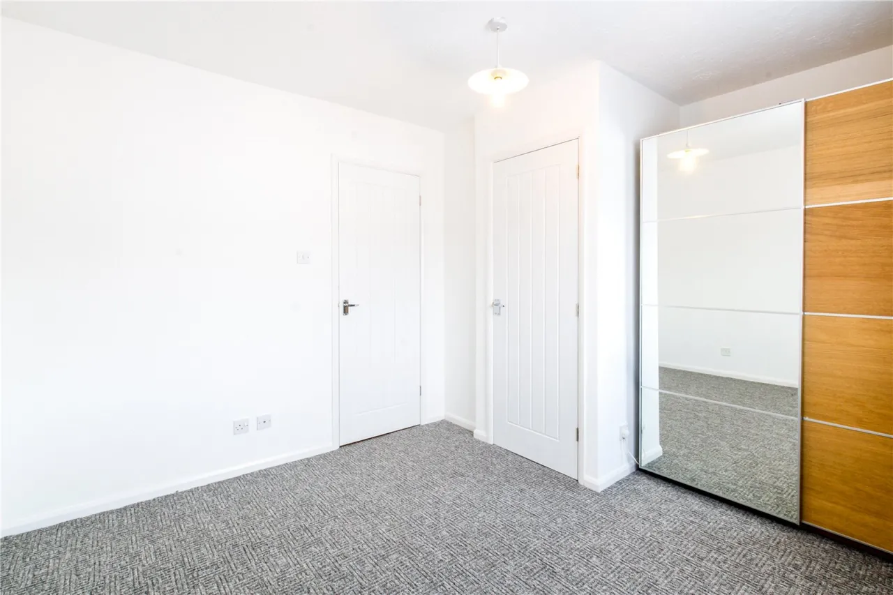 Roegate Drive, St Anne's Park, BS4, photo 9
