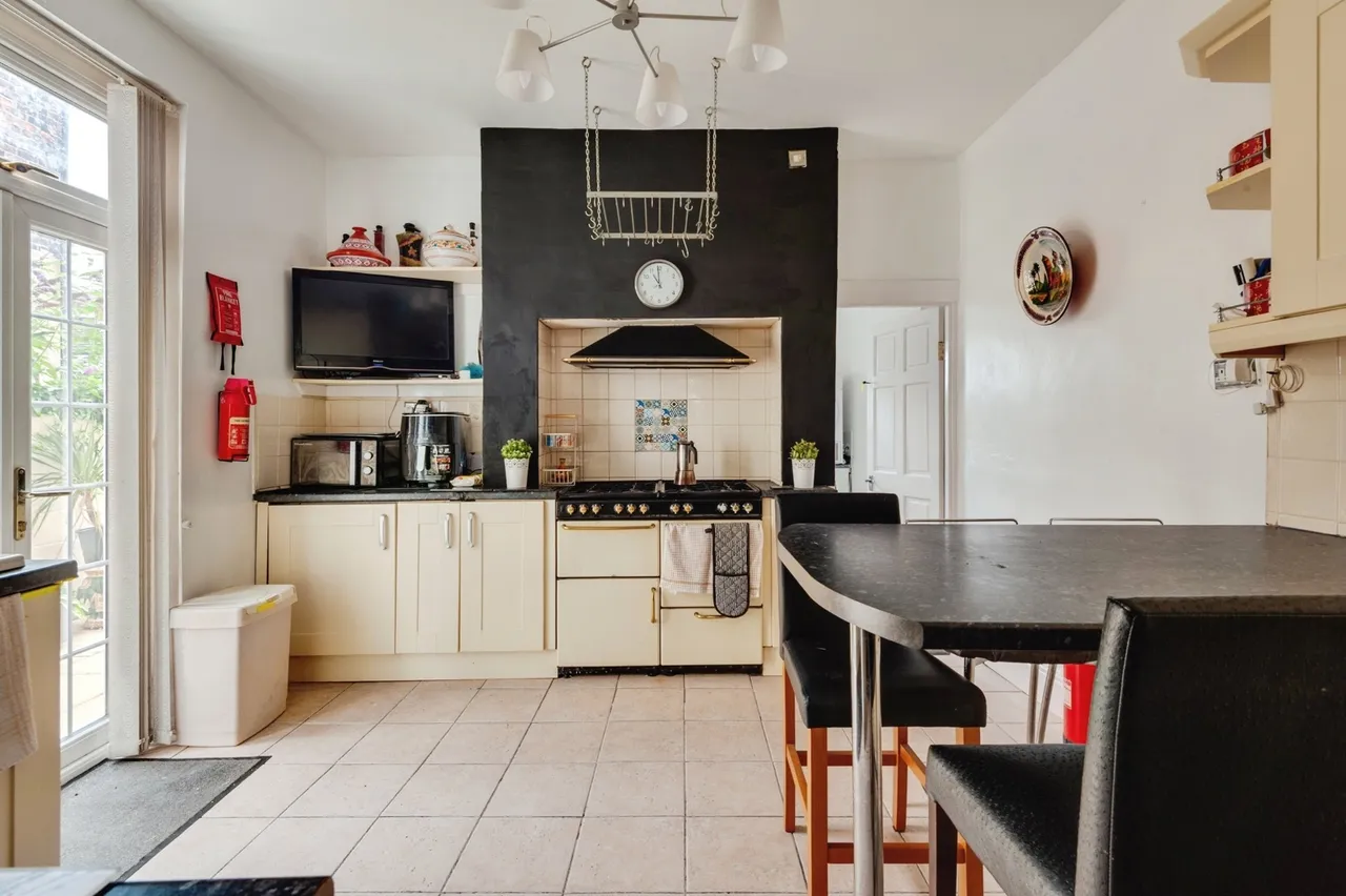 Moscow Drive, Liverpool, L13, photo 5