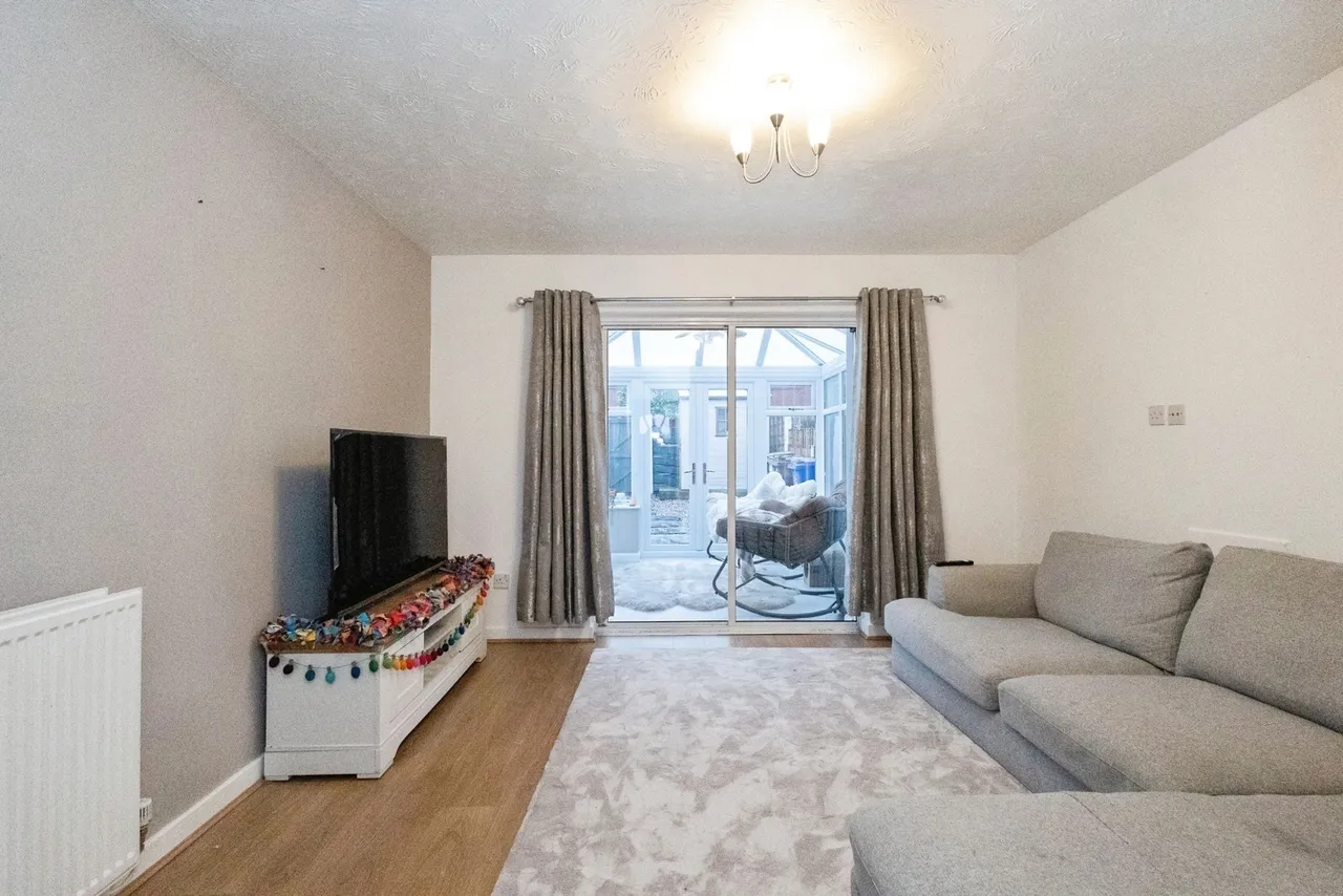 Southfield Close, Dukinfield, Greater Manchester, SK16, photo 2