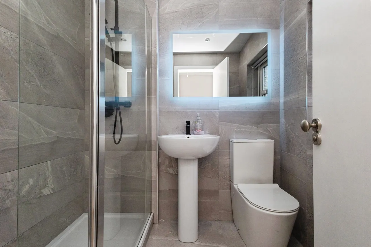 Southfield Close, Dukinfield, Greater Manchester, SK16, photo 15
