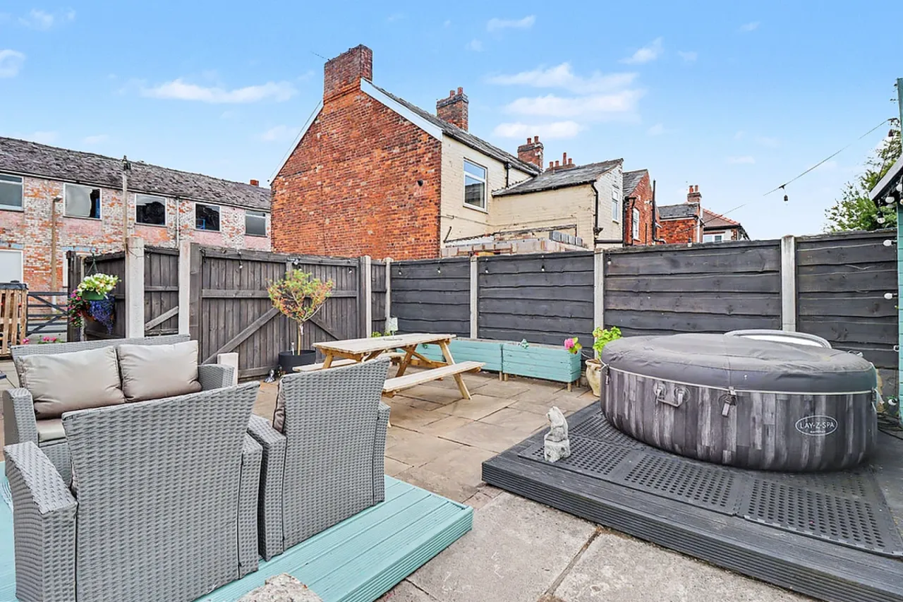 Dierden Street, Winsford, photo 33