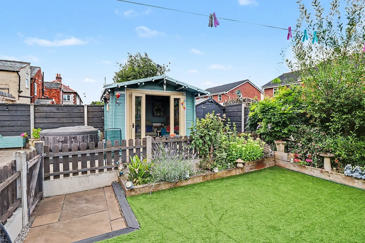 Dierden Street, Winsford, photo 30