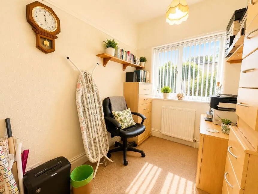 Butterbache Road, Huntington, Cheshire, CH3, photo 12