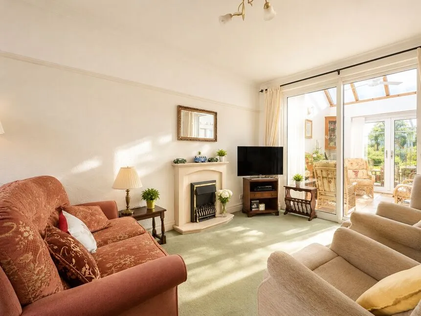 Butterbache Road, Huntington, Cheshire, CH3, photo 4
