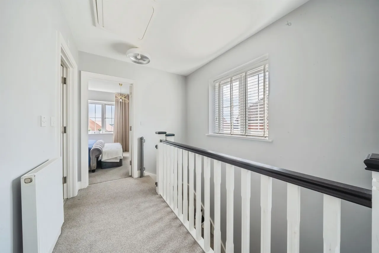 Kingfisher Drive, Crowborough, TN6, photo 11