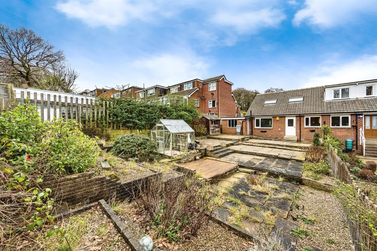 Southlands Drive, Huddersfield, photo 12