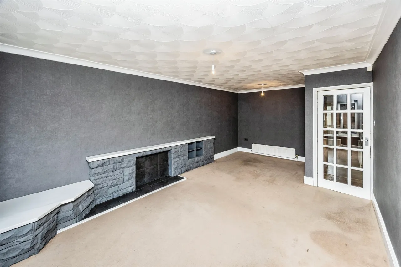 Southlands Drive, Huddersfield, photo 2