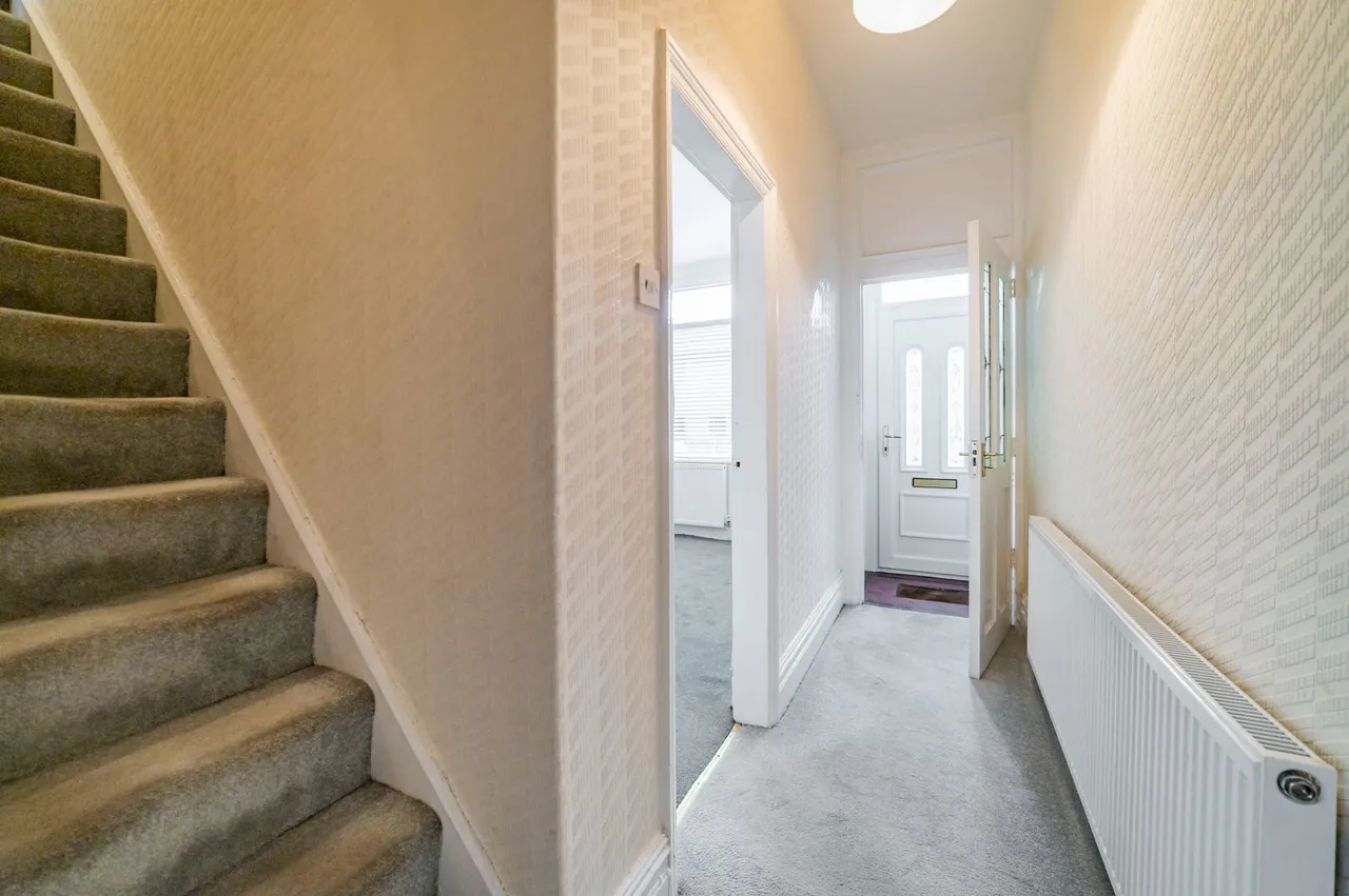 Rochdale Road East, Heywood, photo 5
