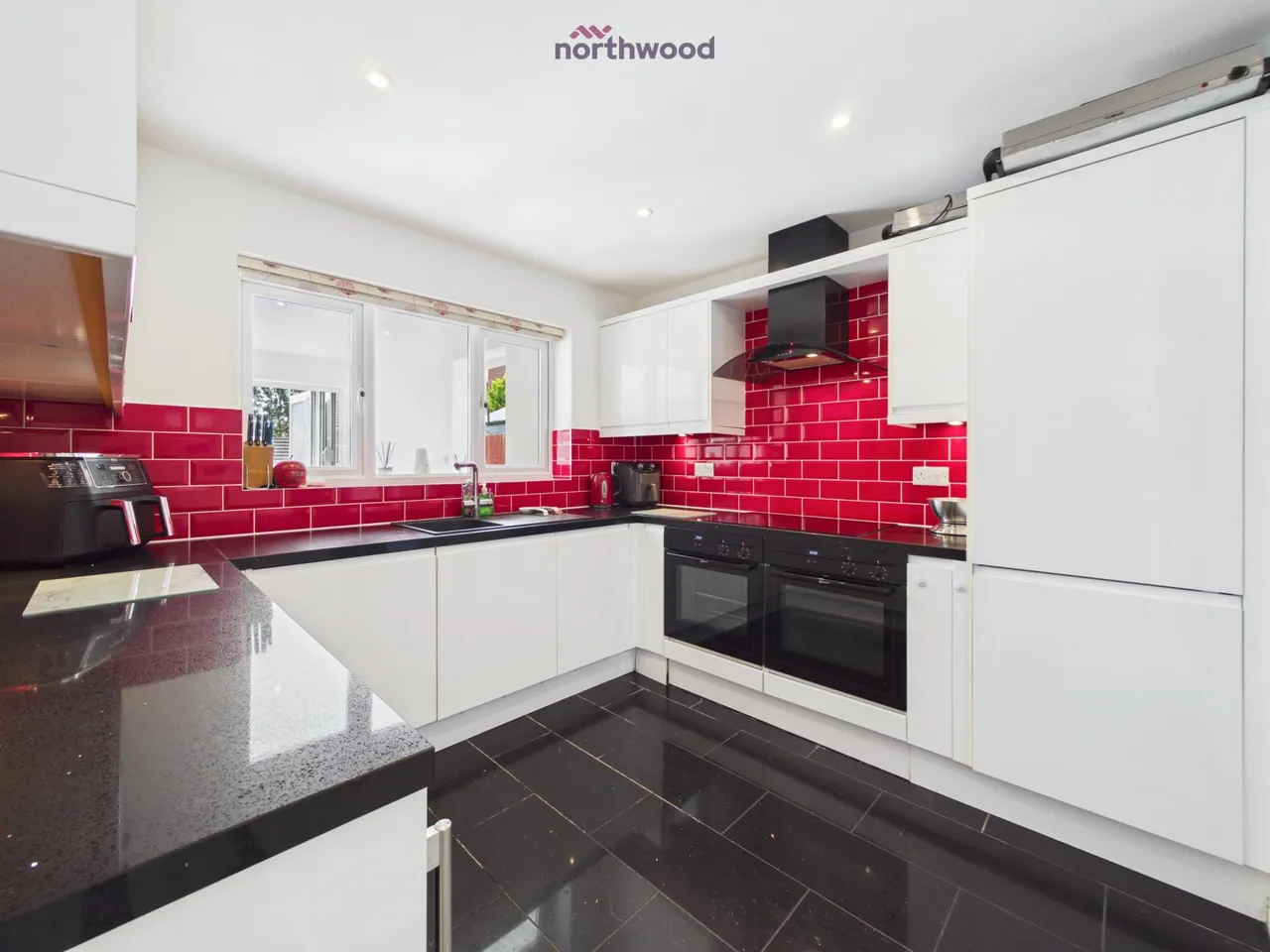 Alyn Road, Wrexham, LL11, photo 6