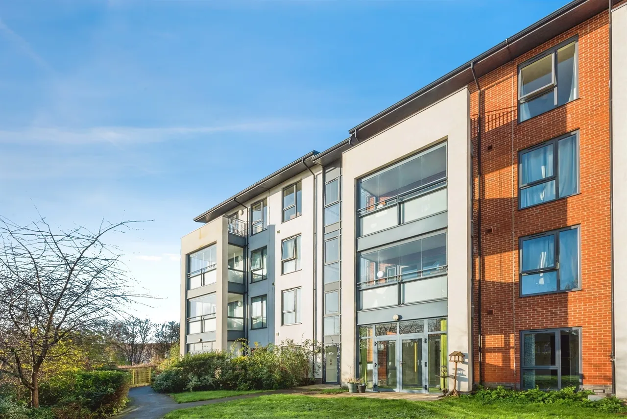 2 bed flat for sale, Craufurd Road, Oxford, OX4