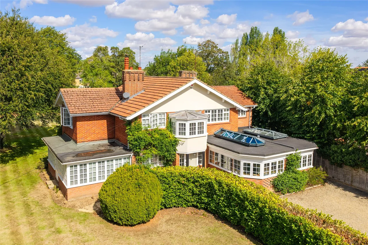 5 bed property for sale, Biddenham Turn, Biddenham, MK40
