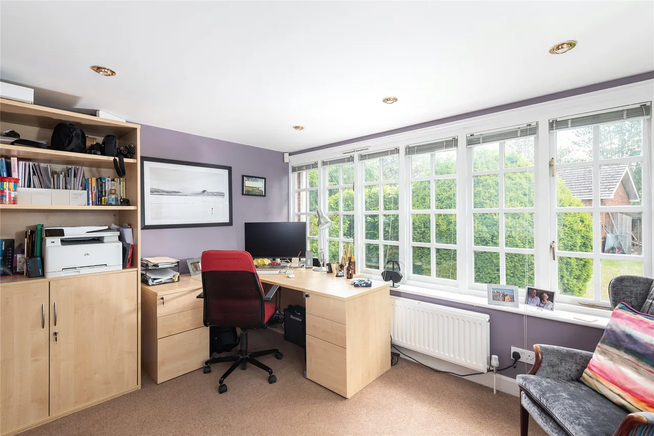 Biddenham Turn, Biddenham, MK40, photo 11