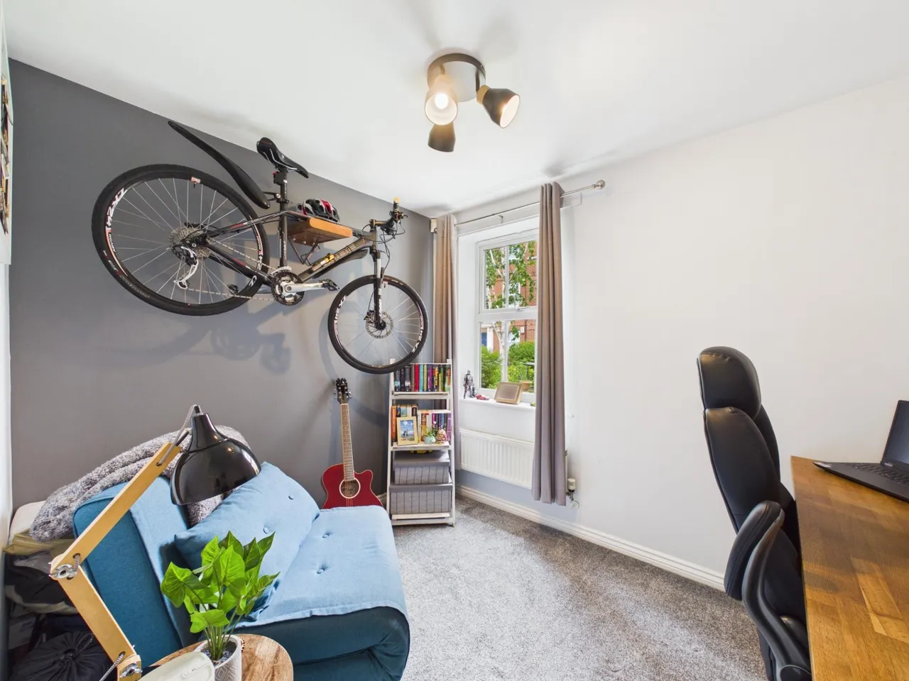 Upper Bond Street, Hinckley, LE10, photo 12