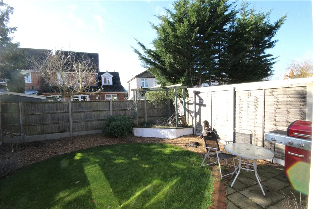 Kings Road, Egham, TW20, photo 6