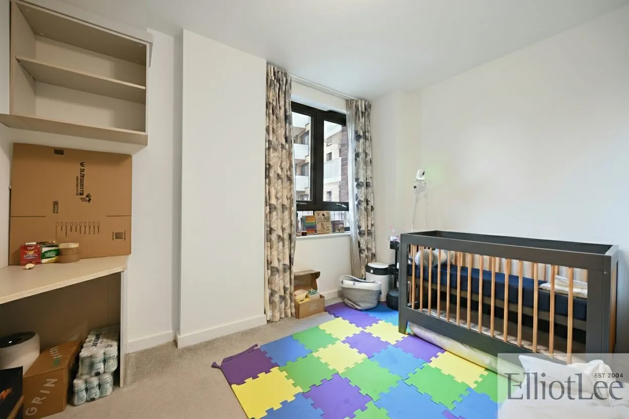 Lakeside Drive, Viscount House, NW10, photo 10