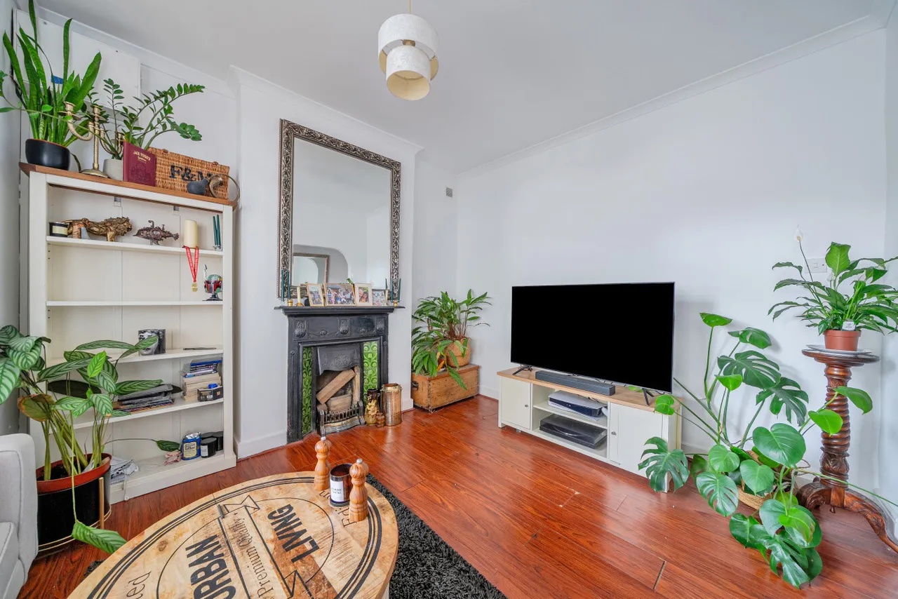 University Road, London, SW19, photo 2