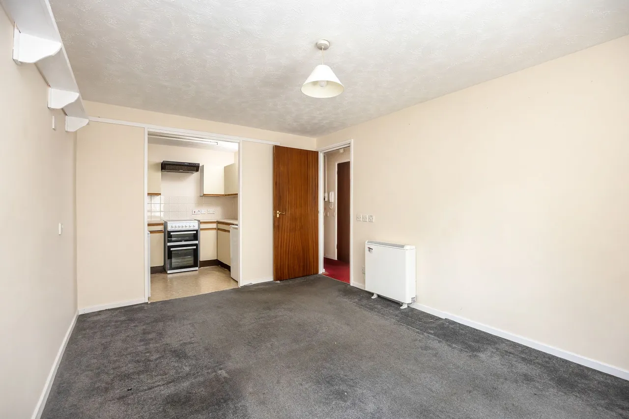 Church Road, Haywards Heath, RH16, photo 2